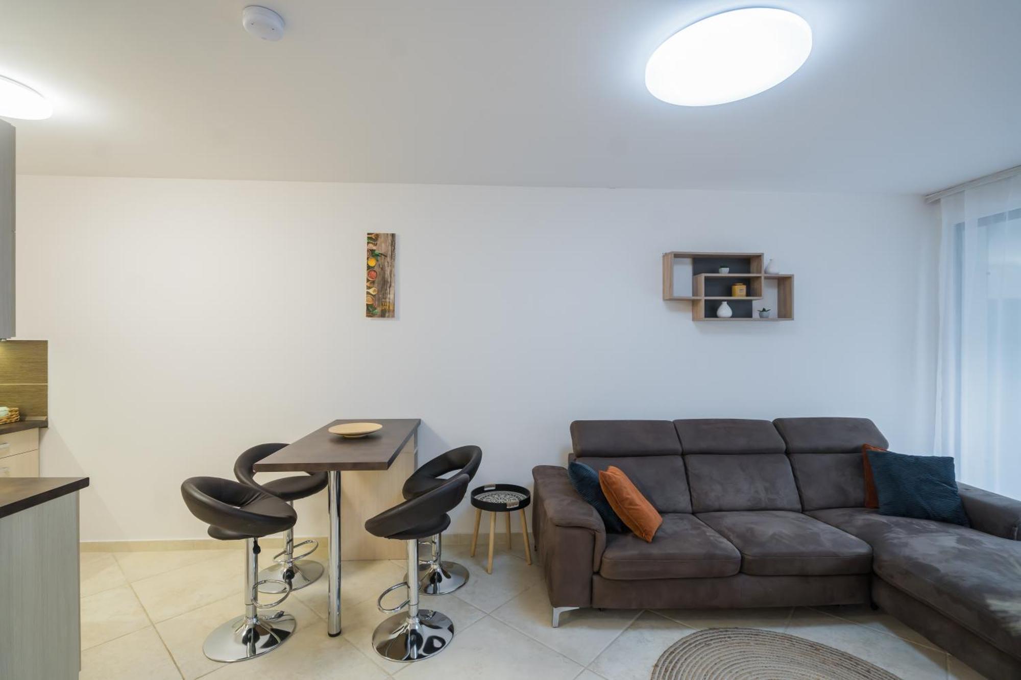 Lellemarine By Bltn Apartmanok Balatonlelle Exterior foto